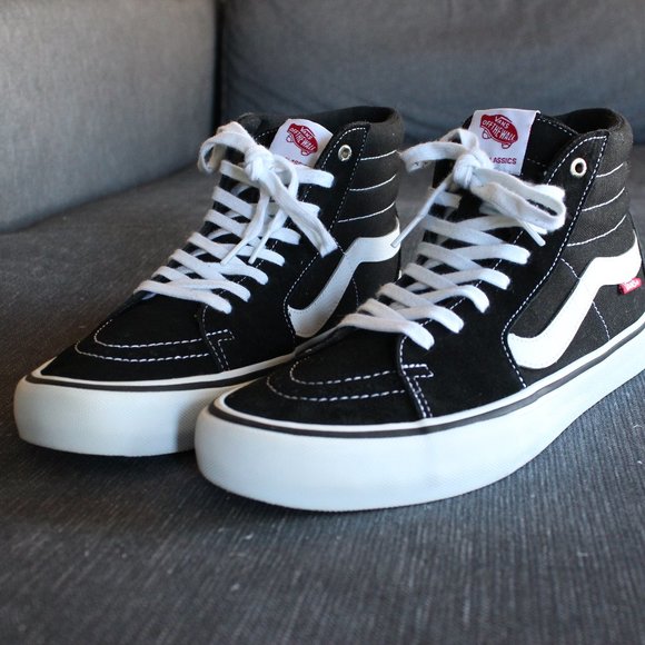 difference between sk8 hi and sk8 hi pro